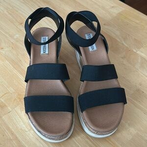 Steve Madden sandals